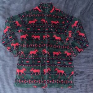 Women’s Cozy Red and Green Moose Patterned Fleece Jacket